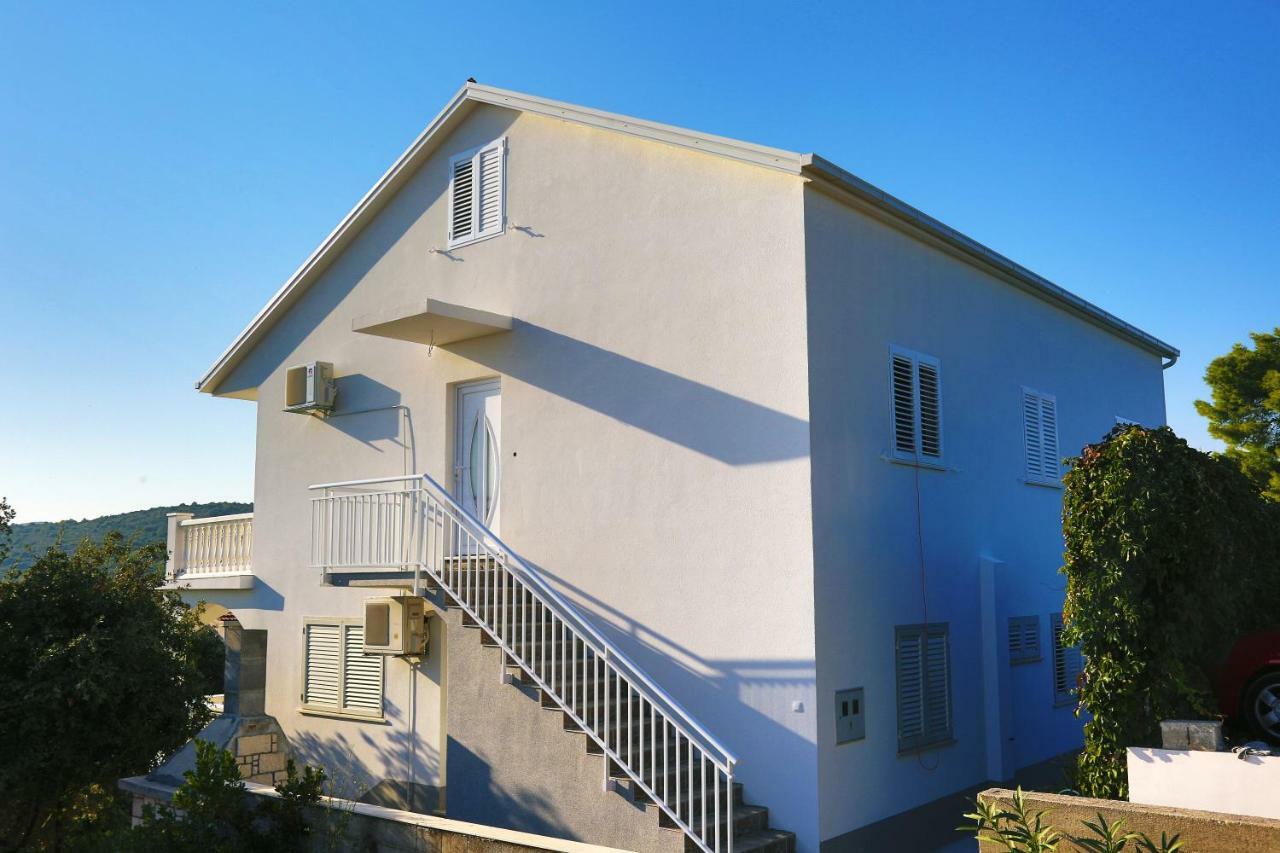 Tonia Br. 1 Apartman *