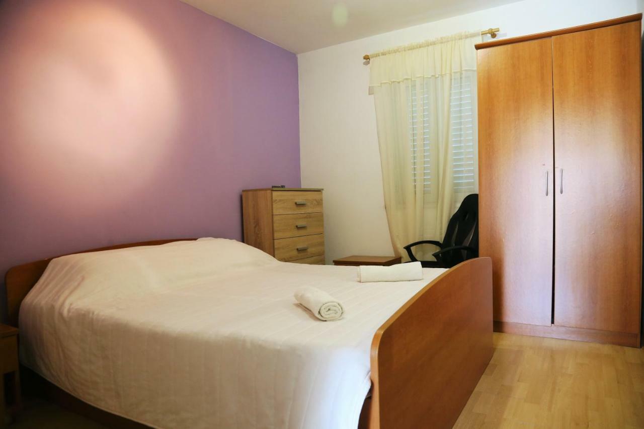 Tonia Br. 1 Apartman Zavalatica
