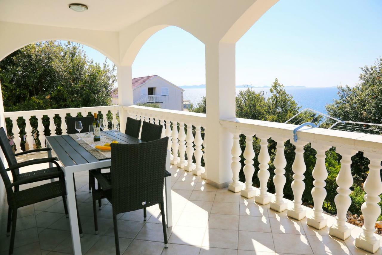 Tonia Br. 1 Apartman Zavalatica