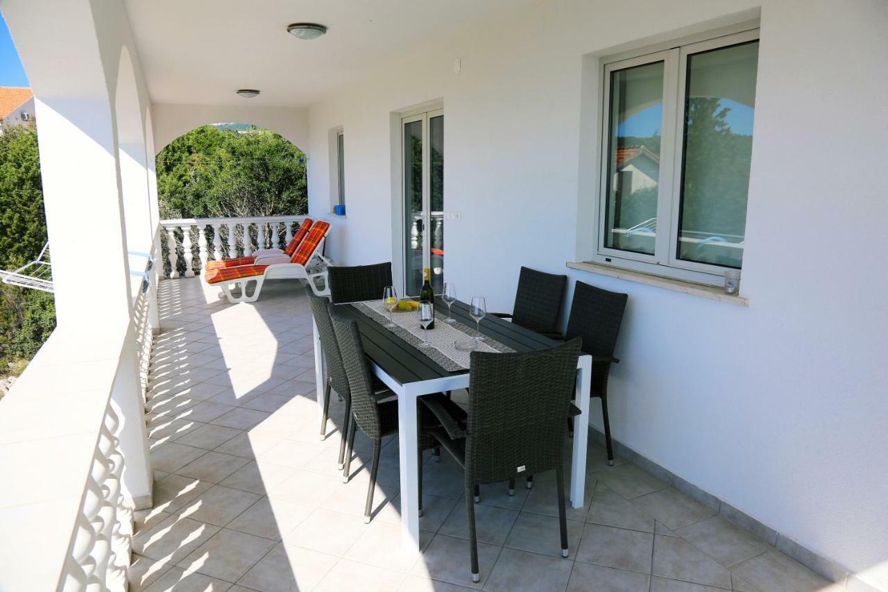 Apartman Tonia Br. 1 *
